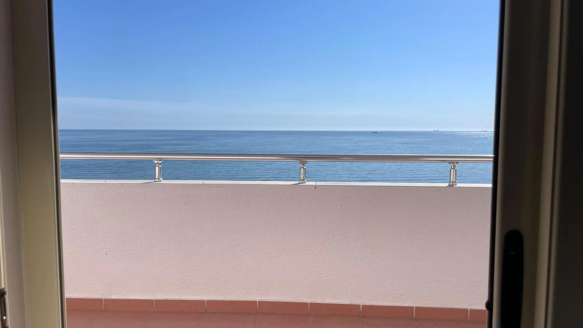 Panoramic Sea View Apartments Durrës 0*,